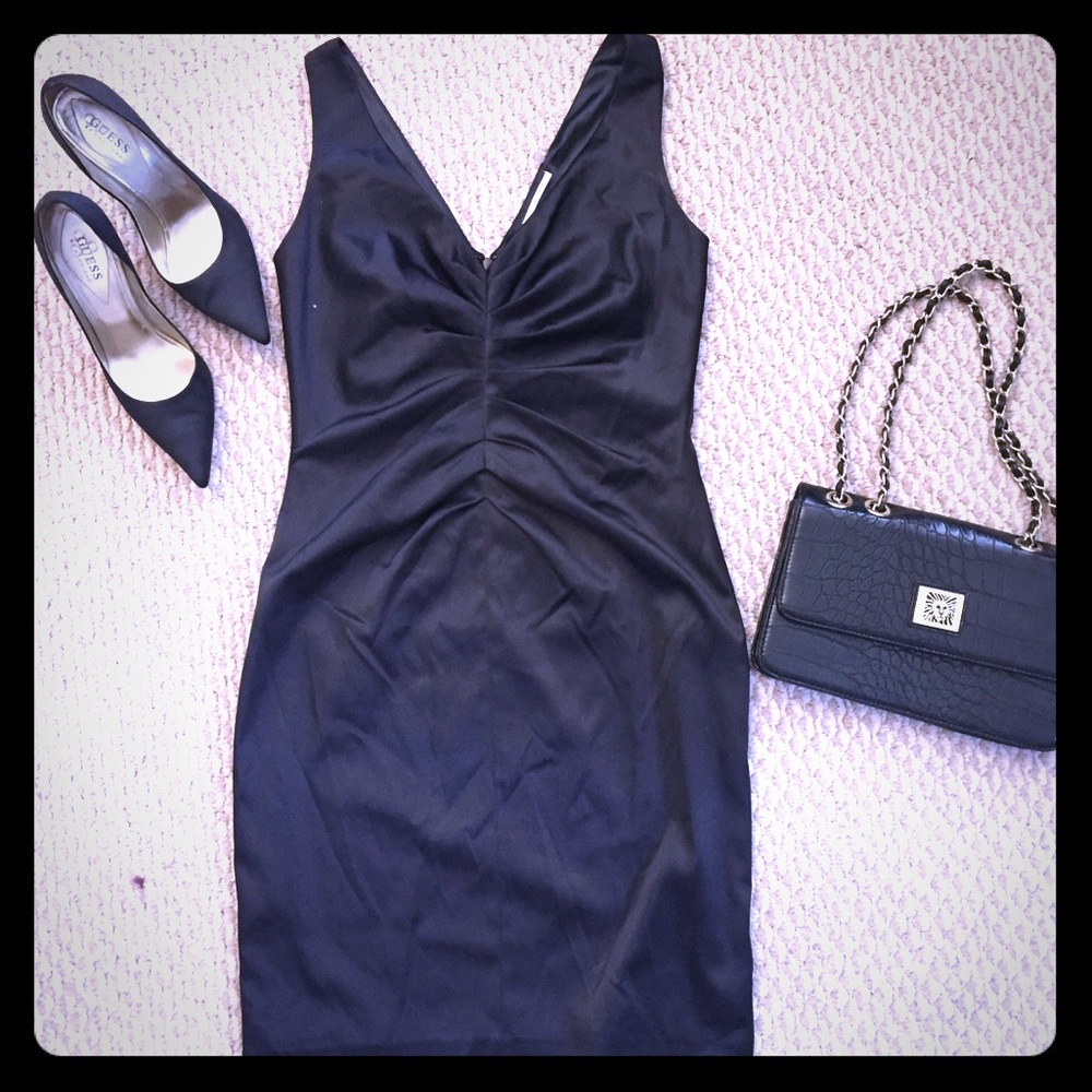 TAHARI Satin Sheath Sexy Work to Date Night Dress